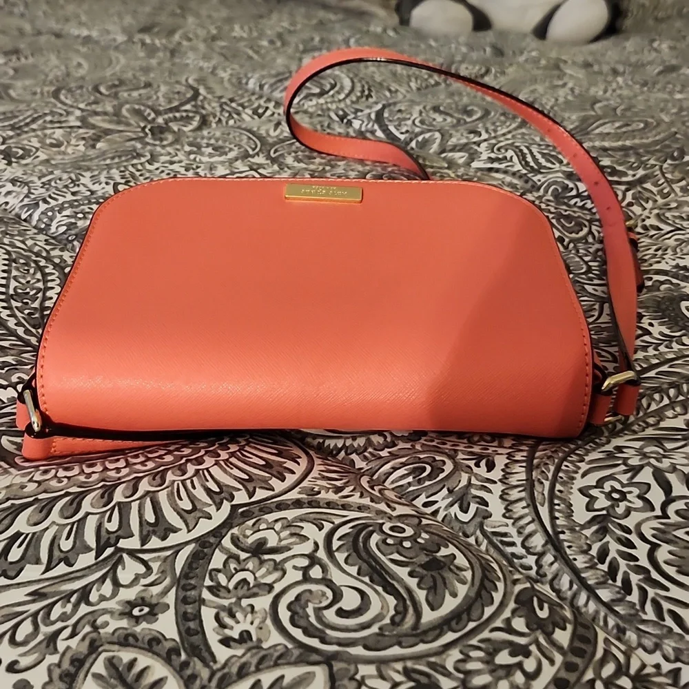 Kate Spade Leather Crossbody w/Free Wallet (New)